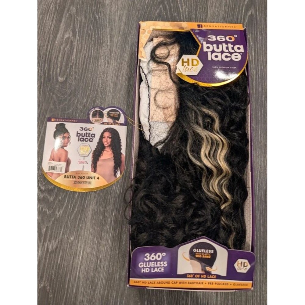Women's outre wig